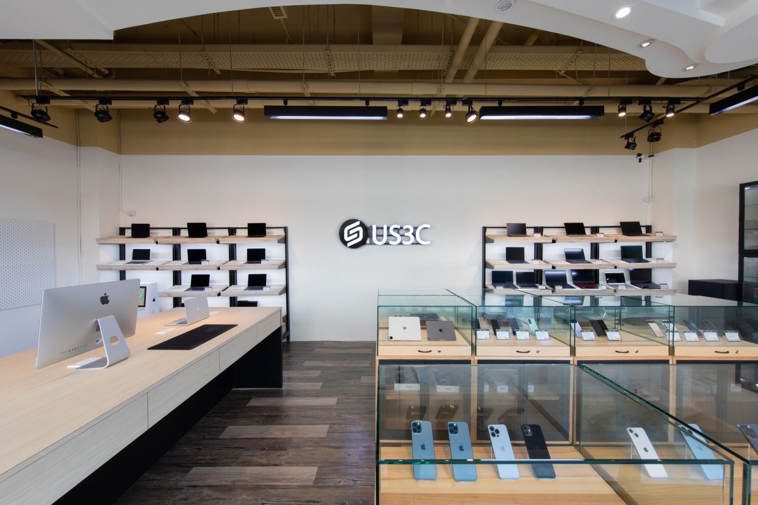 US3C 台南安平店